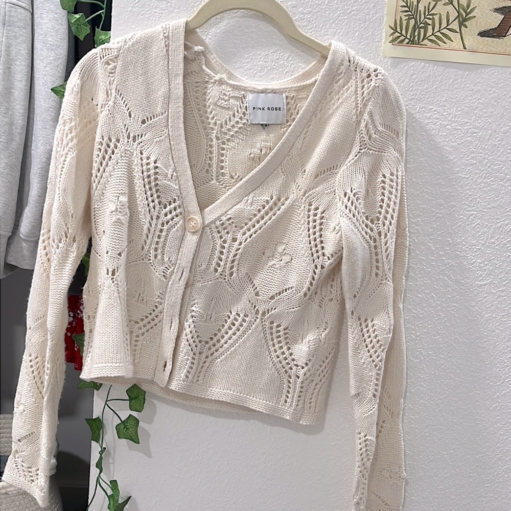 Pink rose crop cardigan size XS